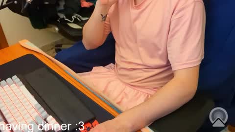 Alex online show from February 7, 10:13 pm