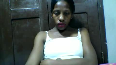 edwige770943 online show from May 2, 4:06 am
