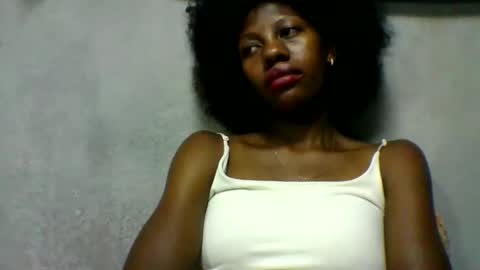 edwige770943 online show from May 9, 9:36 am