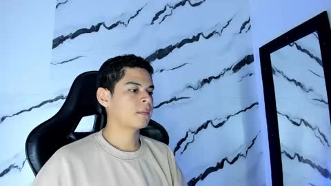 edy online show from April 18, 7:34 am