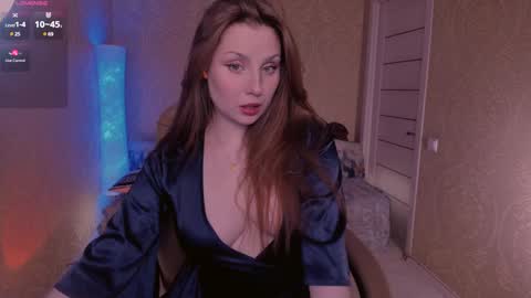 eesmaaarr online show from January 4, 9:41 pm