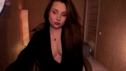 eesmaaarr online show from February 9, 11:42 pm