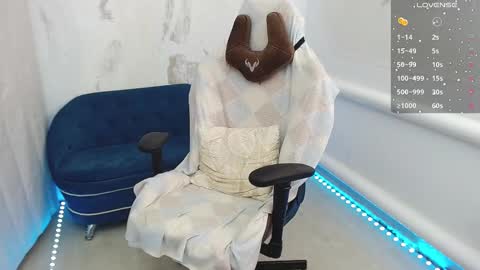 Daniel and Alex online show from February 11, 6:19 am