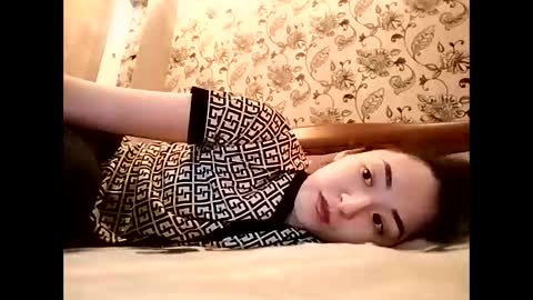 Effy online show from November 25, 4:29 pm