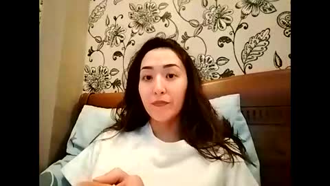 Effy online show from December 4, 2:15 pm