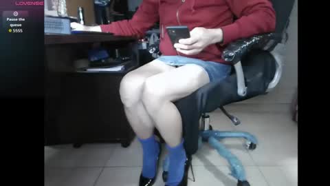 efi_crossou online show from October 31, 6:20 pm