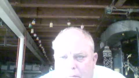 Snapshot of efriff chatting on July 7, 10:30 am efriff online show from July 7, 10:30 am