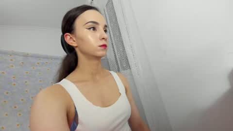 Snapshot of ehotlovea chatting on July 8, 12:37 am Erik and Alice online show from July 8, 12:37 am