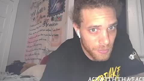 Snapshot of ehusband chatting on May 18, 4:51 am Ace Wit Da Face online show from May 18, 4:51 am