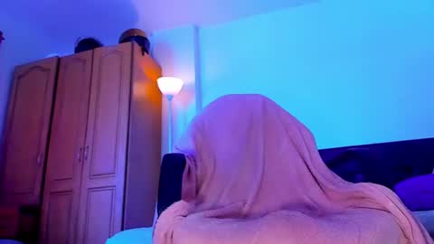 Snapshot of eiden_allenx1 chatting on June 29, 3:12 pm eiden_allenx1 online show from June 29, 3:12 pm