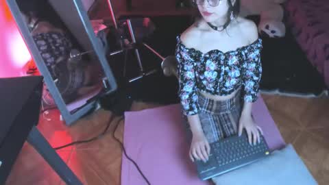 eileen_pinkman online show from March 12, 3:34 am