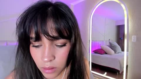 Snapshot of eimmy_bm chatting on October 6, 7:00 pm eimmy_bm online show from October 6, 7:00 pm