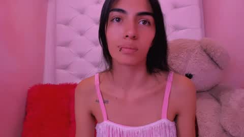 eimy online show from April 16, 1:34 pm