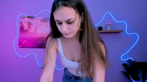 Snapshot of eira_mouse chatting on April 24, 8:50 am Sweet Eira online show from April 24, 8:50 am