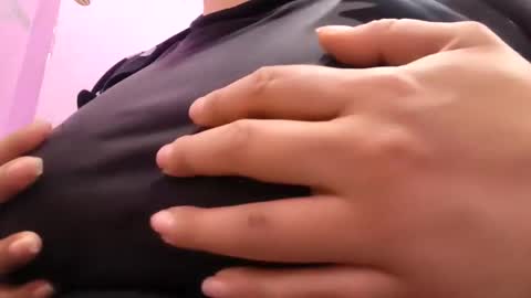 Snapshot of eireneninon chatting on February 20, 9:10 am Eirene online show from February 20, 9:10 am