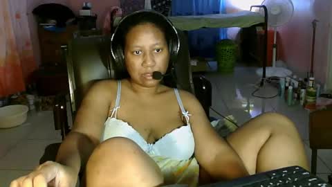 Eirondra Valeen online show from February 21, 12:11 am