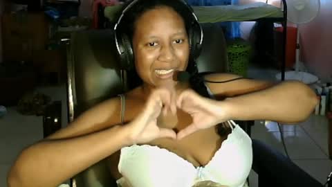 Eirondra Valeen online show from March 30, 12:33 am