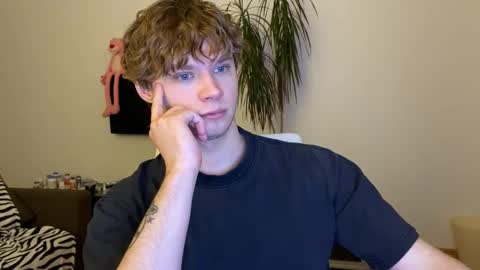 Eitan online show from March 3, 7:28 pm