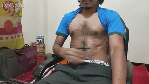 Snapshot of ekzxoxo chatting on January 7, 6:21 pm Ekz online show from January 7, 6:21 pm