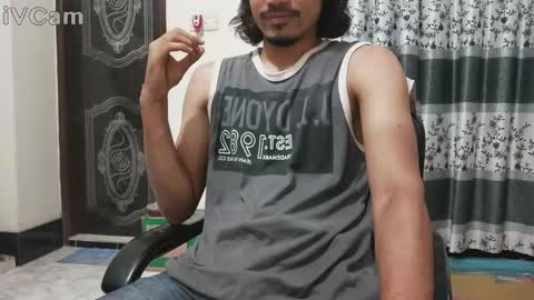 Snapshot of ekzxoxo chatting on April 17, 5:49 pm Ekz online show from April 17, 5:49 pm