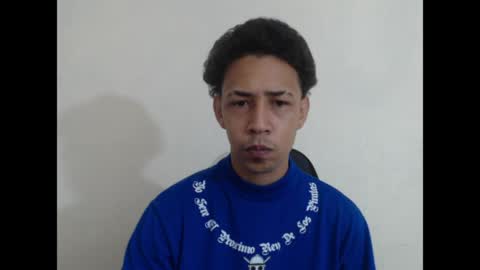 Snapshot of el_menor chatting on May 1, 7:13 am Instagram BelowAbajo online show from May 1, 7:13 am