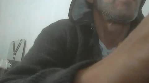 el_principe_veryhot online show from April 8, 3:28 am