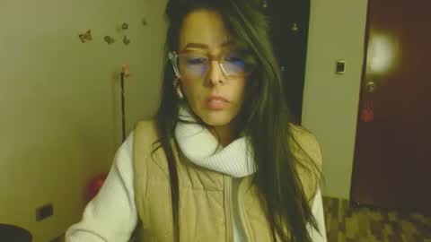 ela_3611 online show from December 3, 2:19 am