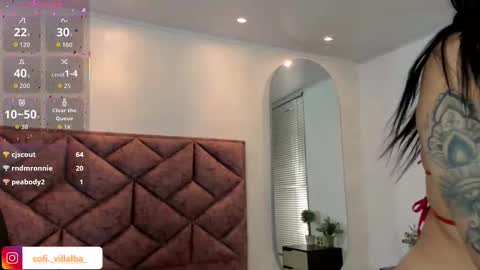 Snapshot of elaia_muller chatting on March 11, 5:35 am Elaia online show from March 11, 5:35 am
