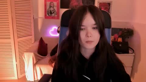 Your sweet girl online show from November 6, 7:26 pm