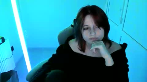 Snapshot of elara_muse chatting on April 27, 7:01 pm Evie online show from April 27, 7:01 pm