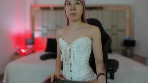 Ela online show from February 19, 12:12 pm