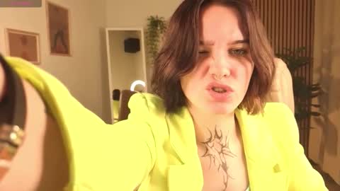 elastikiss online show from October 10, 2:21 am