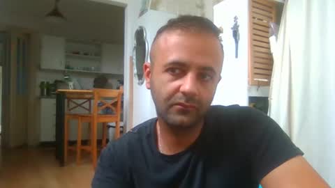 Snapshot of elcondorxo509107 chatting on November 4, 1:59 am daniel18cmx online show from November 4, 1:59 am