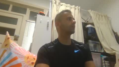 Snapshot of elcondorxo509107 chatting on November 26, 9:32 am daniel18cmx online show from November 26, 9:32 am