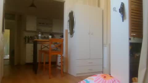 Snapshot of elcondorxo509107 chatting on February 4, 2:39 am daniel18cmx online show from February 4, 2:39 am