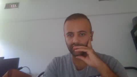 Snapshot of elcondorxo509107 chatting on March 2, 12:46 am daniel18cmx online show from March 2, 12:46 am