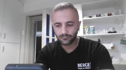 Snapshot of elcondorxo509107 chatting on March 18, 2:04 am daniel18cmx online show from March 18, 2:04 am