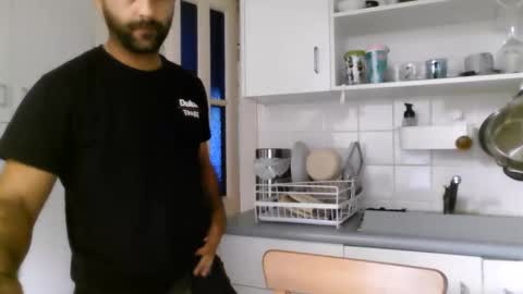 Snapshot of elcondorxo509107 chatting on March 24, 2:05 am daniel18cmx online show from March 24, 2:05 am