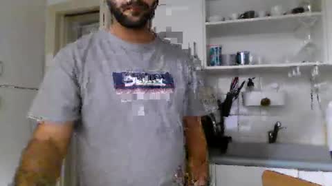 Snapshot of elcondorxo509107 chatting on May 18, 2:51 am daniel18cmx online show from May 18, 2:51 am
