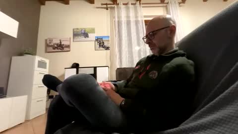 Snapshot of eldiablo844 chatting on March 14, 8:25 pm Eldiablo844 online show from March 14, 8:25 pm