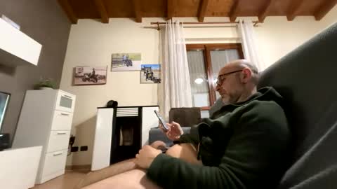 Snapshot of eldiablo844 chatting on April 1, 8:06 pm Eldiablo844 online show from April 1, 8:06 pm