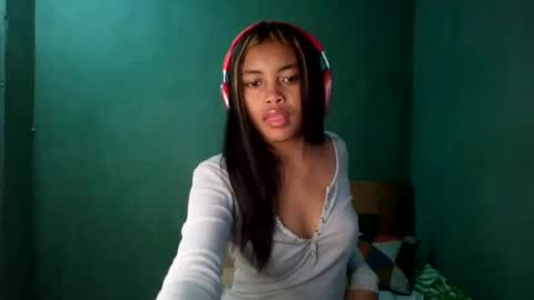 Snapshot of eldie69 chatting on June 27, 12:22 pm eldie69 online show from June 27, 12:22 pm