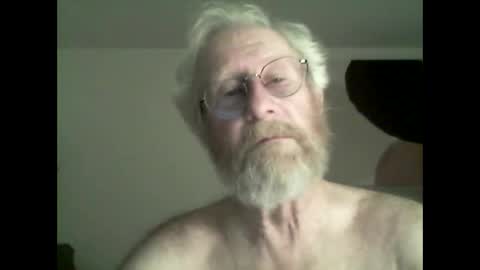 Snapshot of eldredge18 chatting on April 6, 4:46 am patrick online show from April 6, 4:46 am