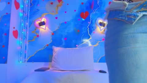 Snapshot of eleanor_rigby5 chatting on February 7, 3:21 am Eleanor Rigby online show from February 7, 3:21 am