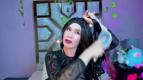 electra_gosselin online show from March 31, 1:18 am