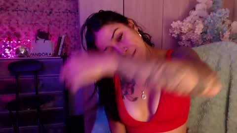 Snapshot of electrahot_18 chatting on June 17, 2:36 am Electra online show from June 17, 2:36 am