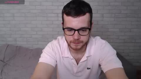 Snapshot of electric_smile chatting on July 21, 7:32 am Alex online show from July 21, 7:32 am