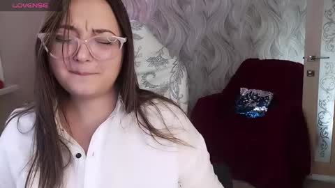 Snapshot of elegant_audacity chatting on December 7, 10:45 am Rachel online show from December 7, 10:45 am