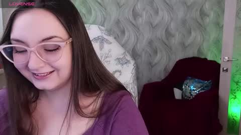 Snapshot of elegant_audacity chatting on December 14, 6:46 am Rachel online show from December 14, 6:46 am