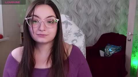 Snapshot of elegant_audacity chatting on December 14, 9:51 am Rachel online show from December 14, 9:51 am